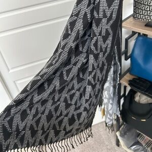 Michale Kors Black Scarf